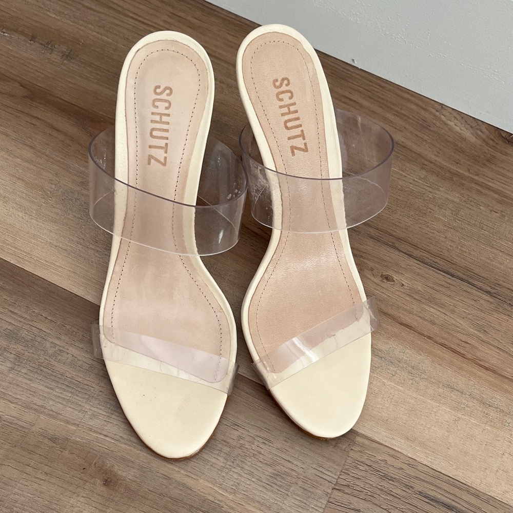 SCHUTZ Cream ARIELLA sandal